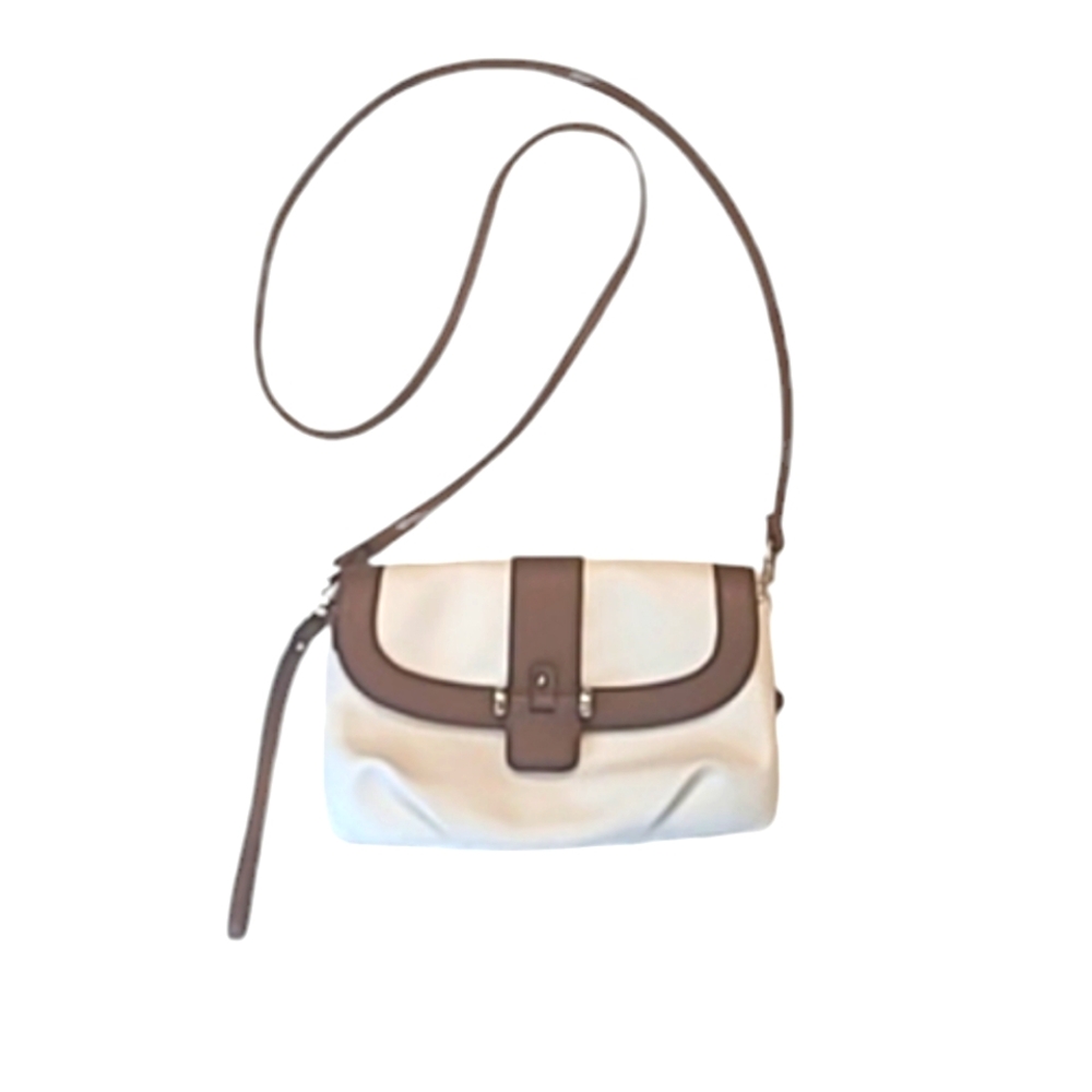Chaps Clutch Wristlet Shoulder Crossbody Bag Removable Strap Silver Zip Closure